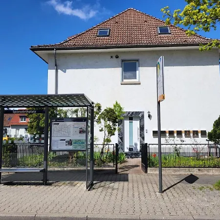 A Comfortable And Modern Newly Renovated Apartment